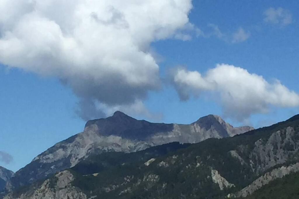 Maison Neuve Proche De Barcelonnette Jausiers Bagian luar foto